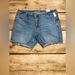 OLD NAVY Denim distressed short. Men or Women.